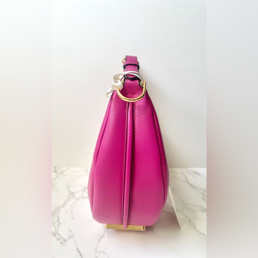 ❌SOLD❌ New Fendi Fendigraphy Small Leather Shoulder Bag - Picture 5 of 14